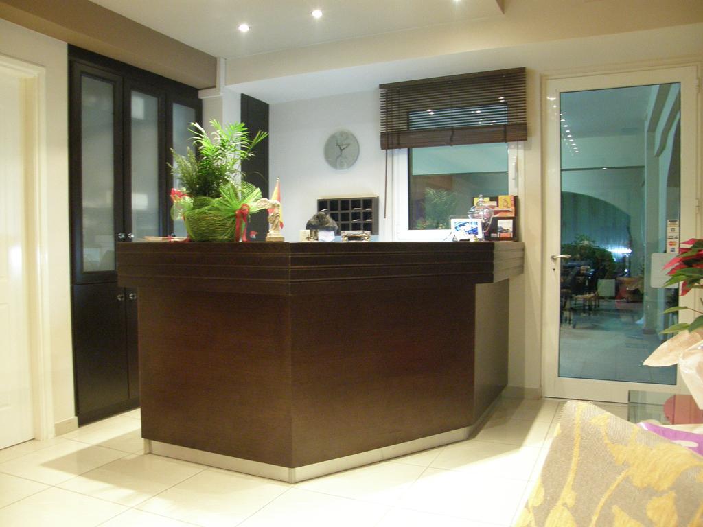 Ceragio Hotel & Apartments Tripoli Ngoại thất bức ảnh