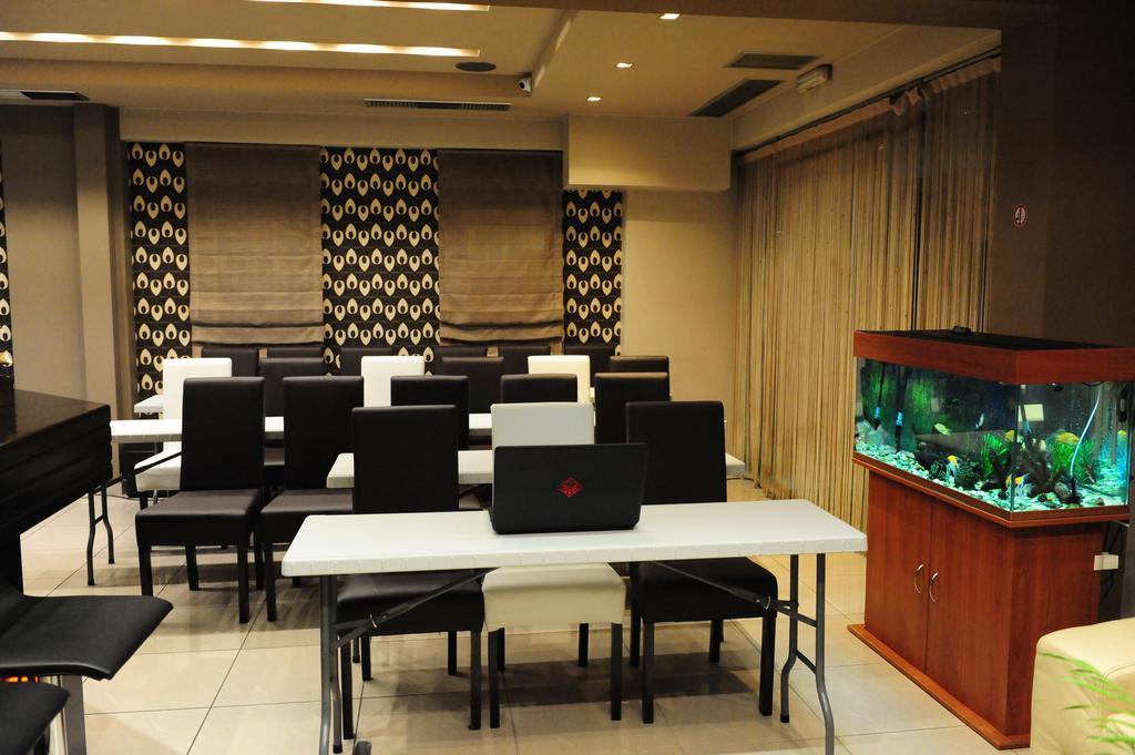 Ceragio Hotel & Apartments Tripoli Ngoại thất bức ảnh
