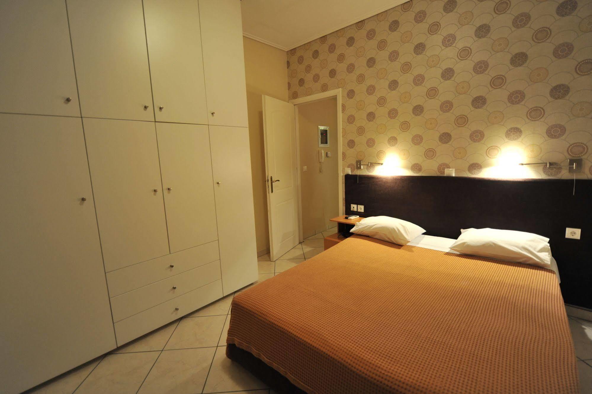 Ceragio Hotel & Apartments Tripoli Ngoại thất bức ảnh