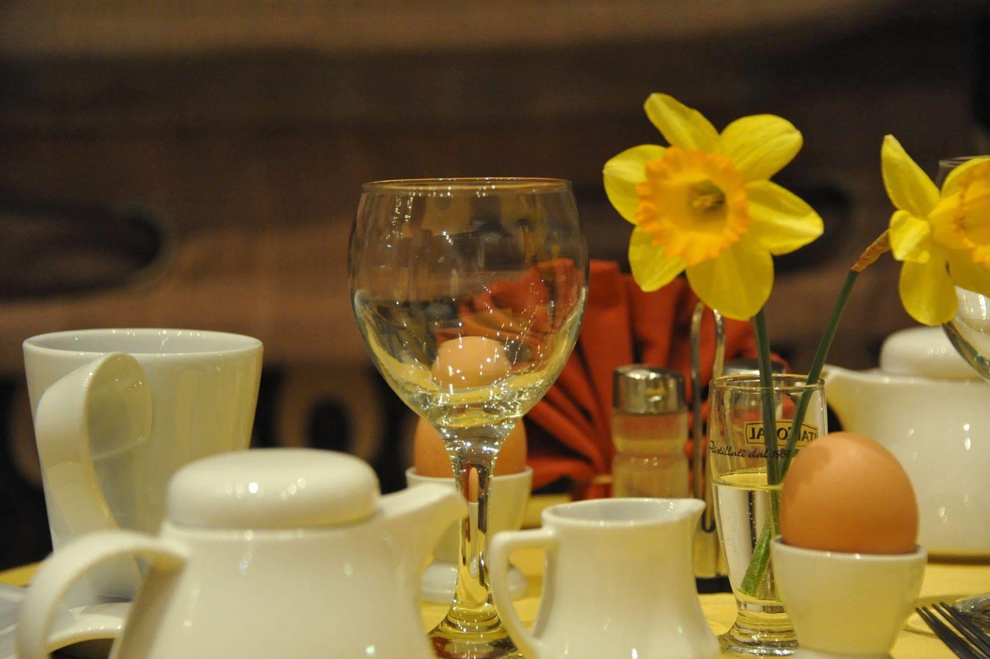 Ceragio Hotel & Apartments Tripoli Ngoại thất bức ảnh